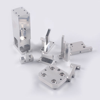 Peças de fresagem CNC de baixo volume de revestimento em pó Peças de hardware CNC