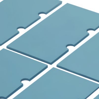 Pad térmico de silicone flexível 0,020-0,200 mm Constante dielétrica 3,49 ~ 9,8 1MHz amostras gratuitas