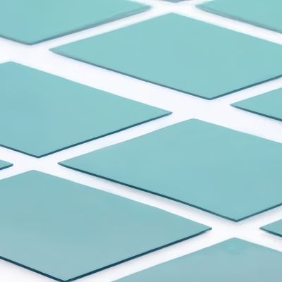 Pads de calor de silicone ultrafinos 0,020-0,200 mmT para tensão de ruptura de dissipação de calor ≥ 10KV/mm