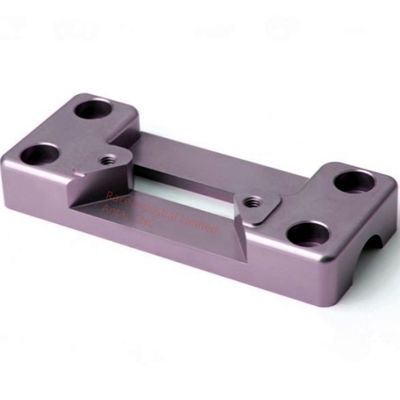 Partes de usinagem CNC de precisão consistente Componentes industriais Soluções industriais
